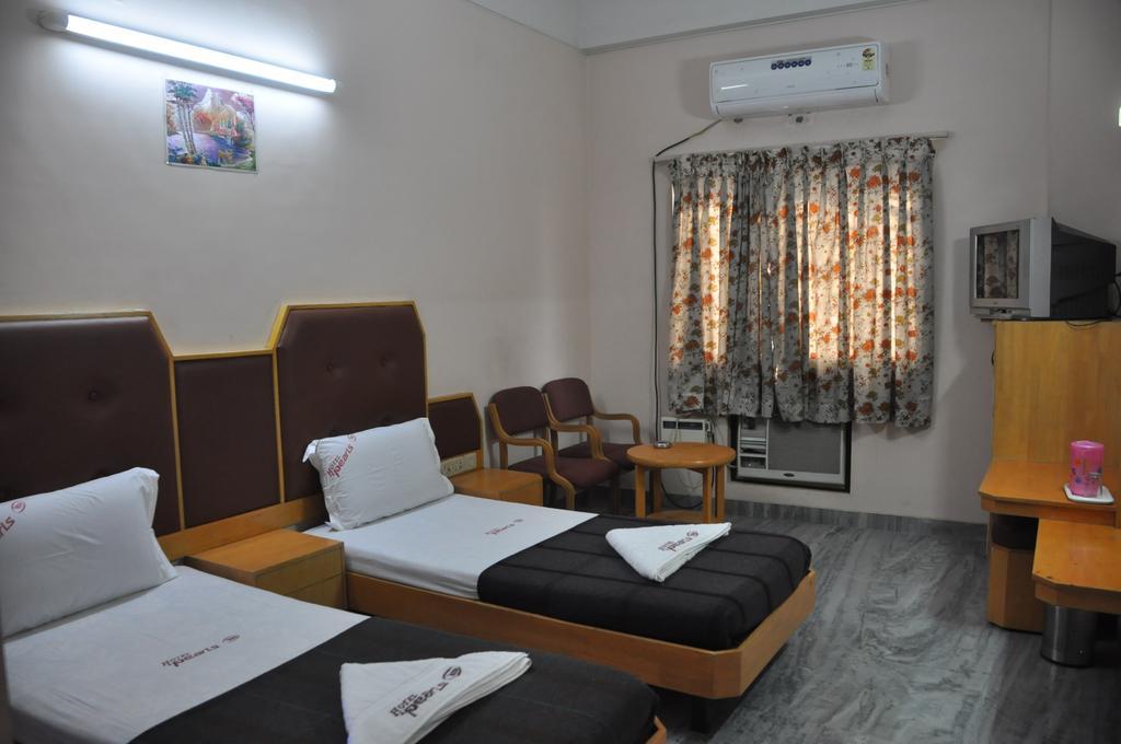Hotel Pearls Madurai Cameră foto